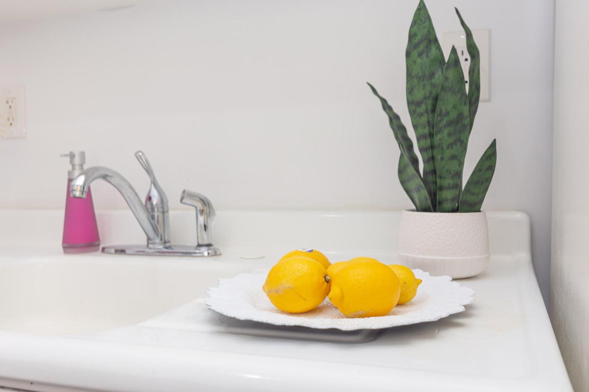 Miami Two Bedroom Apartment - Heart Of Wynwood & Edgewater - Private Parking Spot 외부 사진